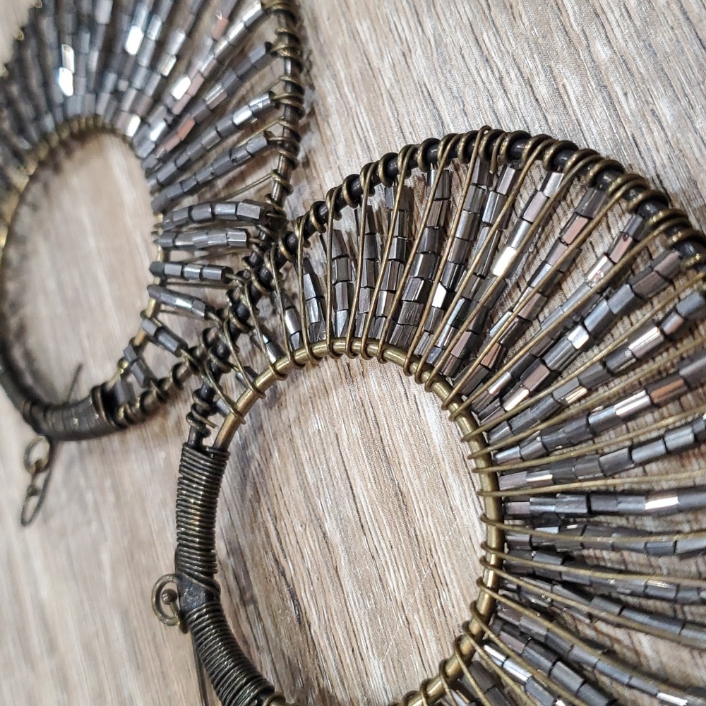 Dangle earrings - Picture 3 of 3